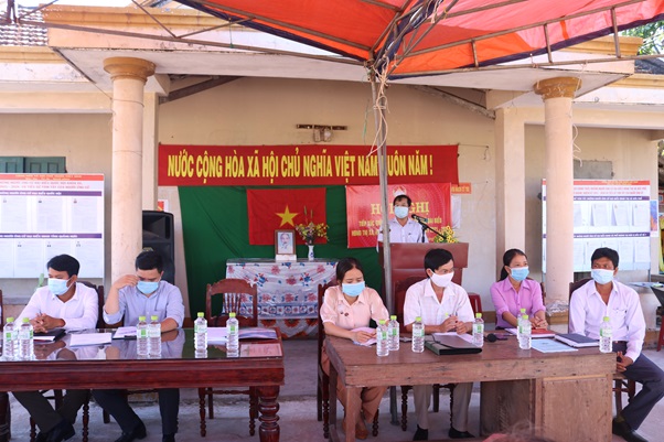 Ứng cử viên đại biểu HĐND thị xã và HĐND xã tiếp xúc cử tri tại xã Phổ Khánh