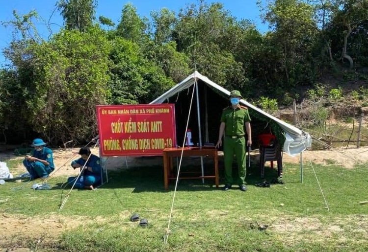 Xã Phổ Khánh thành lập chốt kiểm soát an ninh trật tự tại khu vực đầm An Khê