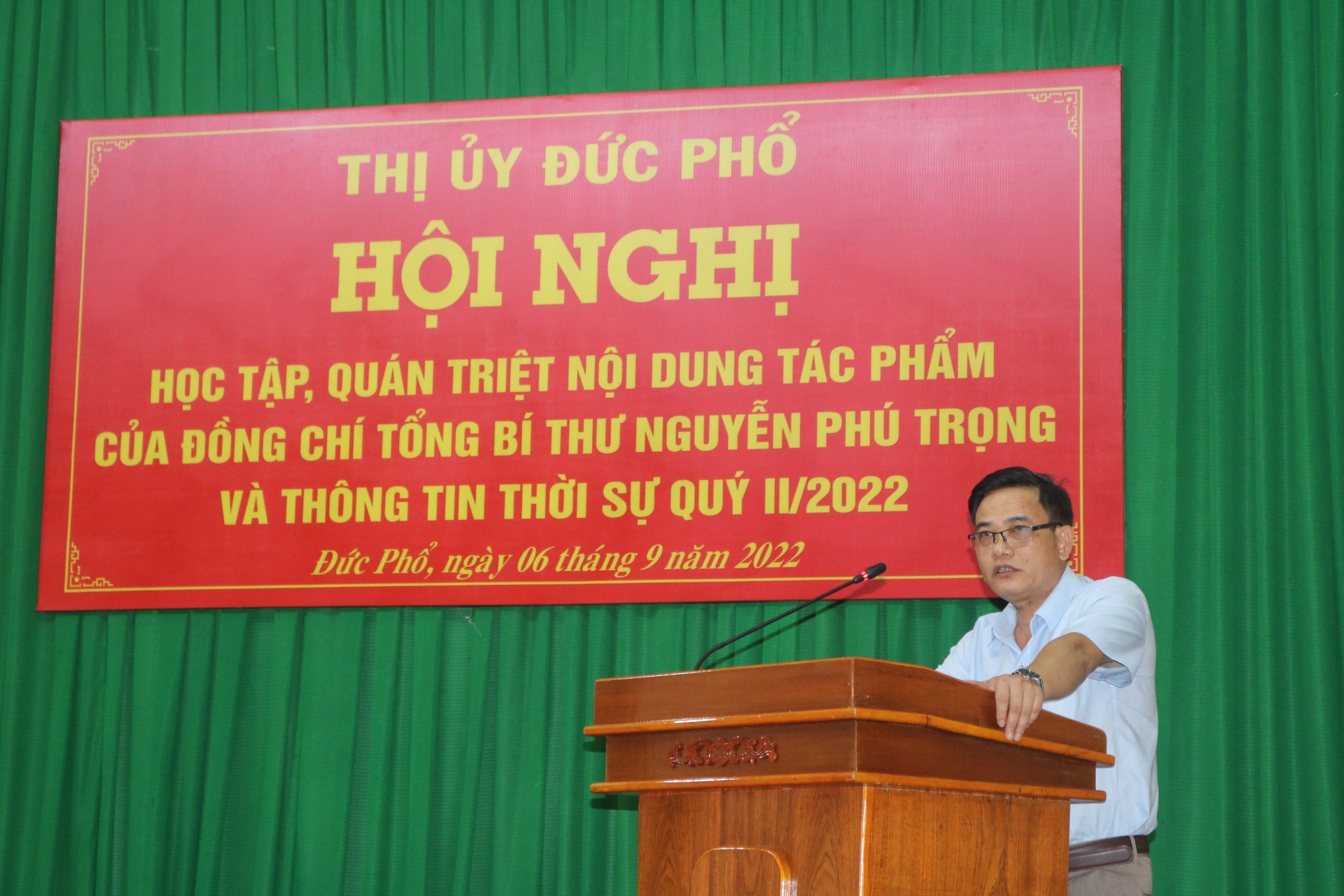 Thị ủy Đức Phổ tổ chức học tập, quán triệt nội dung tác phẩm của Tổng Bí thư Nguyễn Phú Trọng