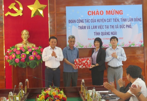 Đoàn công tác huyện Cát Tiên, tỉnh Lâm Đồng thăm và làm việc tại Đức Phổ