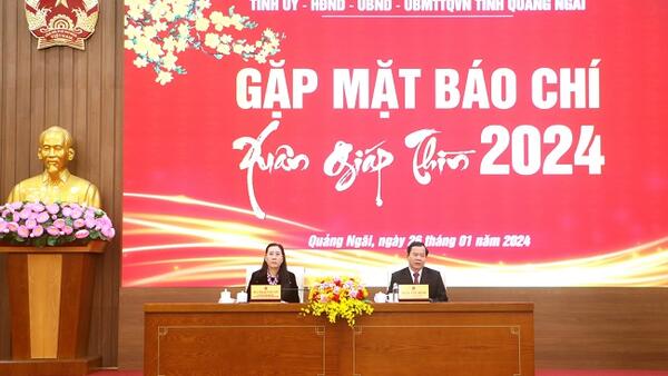 Tỉnh ủy - HĐND - UBND - UBMTTQ Việt Nam tỉnh gặp mặt Báo chí Xuân Giáp Thìn 2024