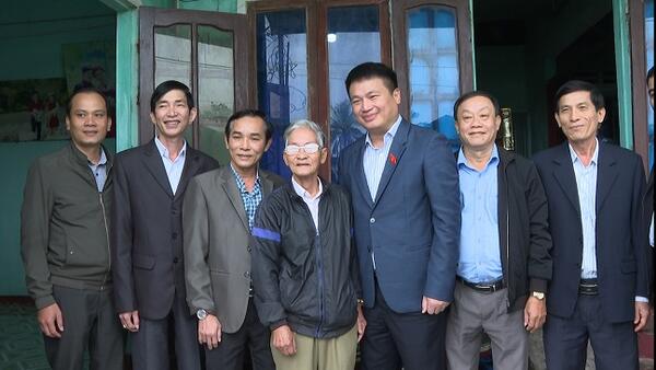 Phó Bí thư Thường trực Tỉnh ủy Đặng Ngọc Huy thăm, chúc Tết các gia đình chính sách và cơ sở tôn giáo