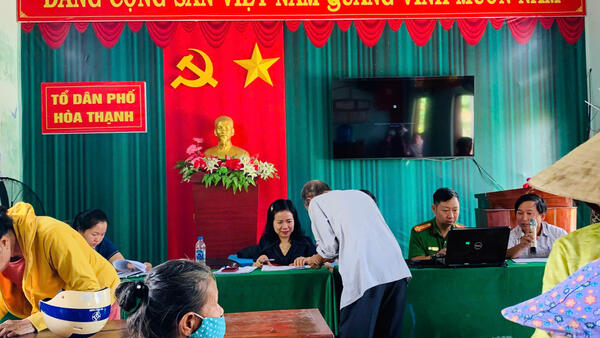 PHƯỜNG ĐỨC PHỔ TỔ CHỨC CHI TRẢ TIỀN QUÀ CHO NHÂN DÂN DỊP KỶ NIỆM 80 NĂM CÁCH MẠNG THÁNG TÁM VÀ QUỐC KHÁNH 02/9