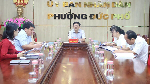 THƯỜNG TRỰC HĐND PHƯỜNG TỔ CHỨC CUỘC HỌP  ĐỂ CHO Ý KIẾN MỘT SỐ NỘI DUNG THUỘC THẨM QUYỀN