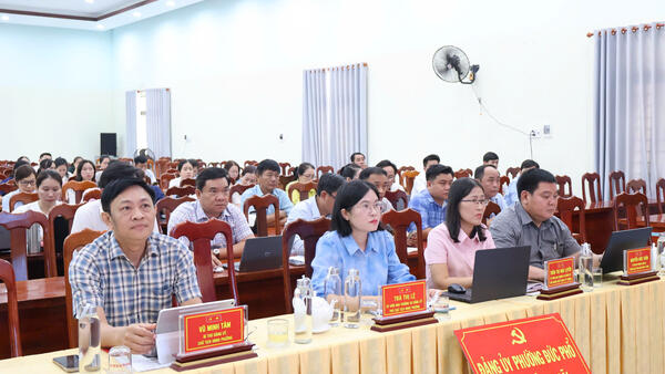 PHƯỜNG ĐỨC PHỔ THAM GIA HỘI NGHỊ TRỰC TUYẾN TẬP HUẤN, HƯỚNG DẪN SỬ DỤNG PHẦN MỀM KPI