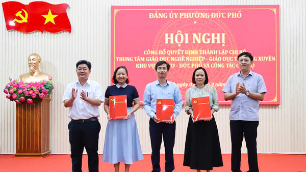 ĐẢNG ỦY PHƯỜNG ĐỨC PHỔ CÔNG BỐ QUYẾT ĐỊNH VỀ TỔ CHỨC ĐẢNG VÀ CÔNG TÁC CÁN BỘ
