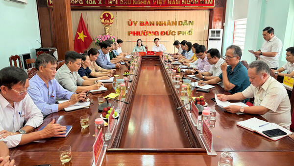 HỘI ĐỒNG NHÂN DÂN PHƯỜNG ĐỨC PHỔ TỔ CHỨC KỲ HỌP THỨ 7 (KỲ HỌP CHUYÊN ĐỀ)
